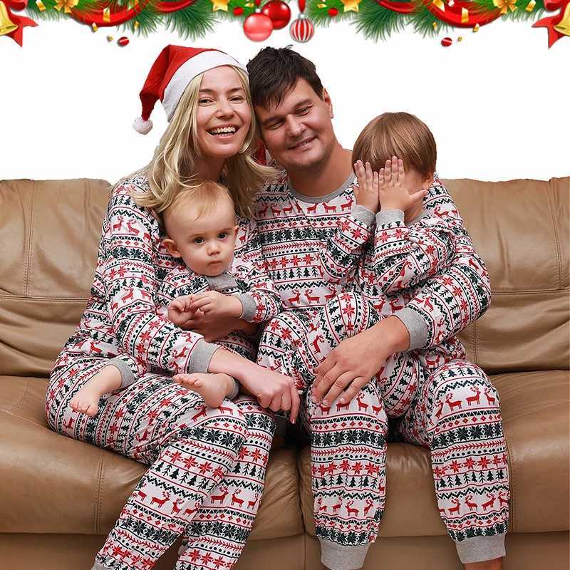 2026 Christmas Family Pajamas Matching Dad Mom And Daughter Xmas Clothes Set Adult Kids Sleepwear For Father Mother Son Outfit L251021MG3E