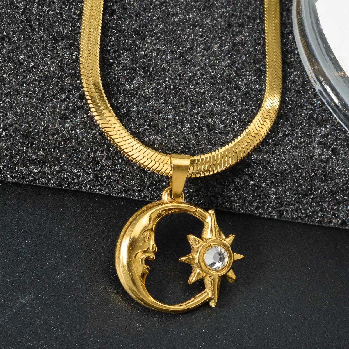 Gold Color Planet Moon Astronaut Pendant Stainless Steel Star Series Necklace for Women Chain Necklaces Jewelry Gifts Birthday XJ250717