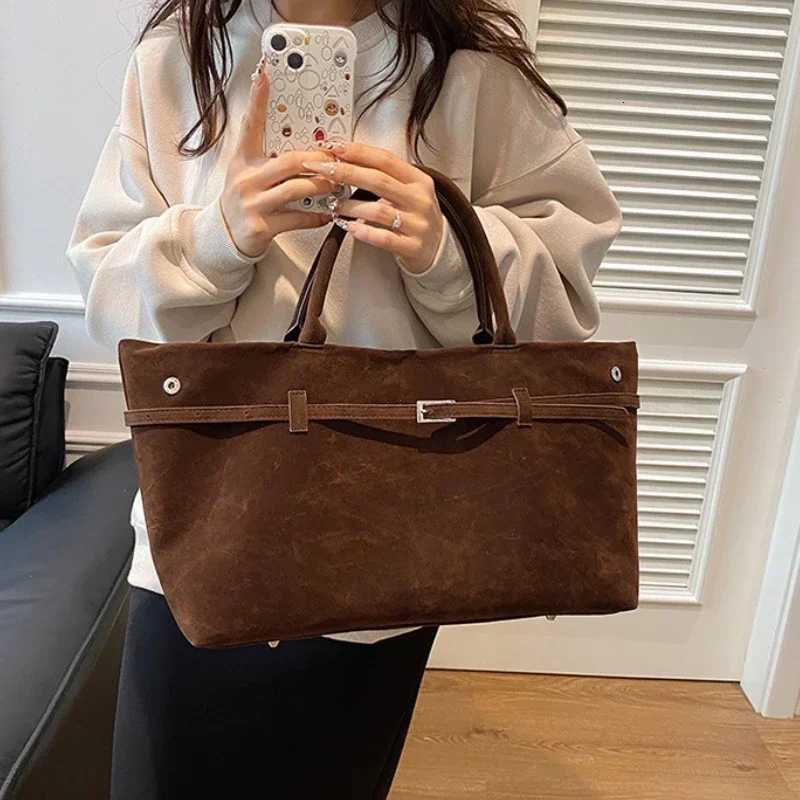 2025 Hot Sale Bags for Women Buckle Decorative Design Solid Faux Suede Handbag Large Capacity Hasp Casual Tote Bolsas FemininasXJ251021