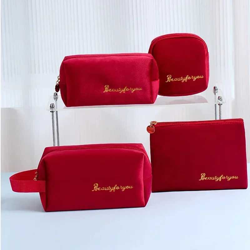 Fashion Women Cosmetic Bag Travel Sanitary Napkin Makeup Toiletries Wash Organizer Storage Bag Velvet Neceser Make Up PouchW251021