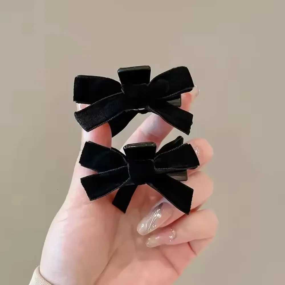 Korean 2pcs Sweet Black Red Bow Small Hair Claw Clip Princess Velvet Bow Hair Clip Claw Clamp Headwear Girls WomenW254021