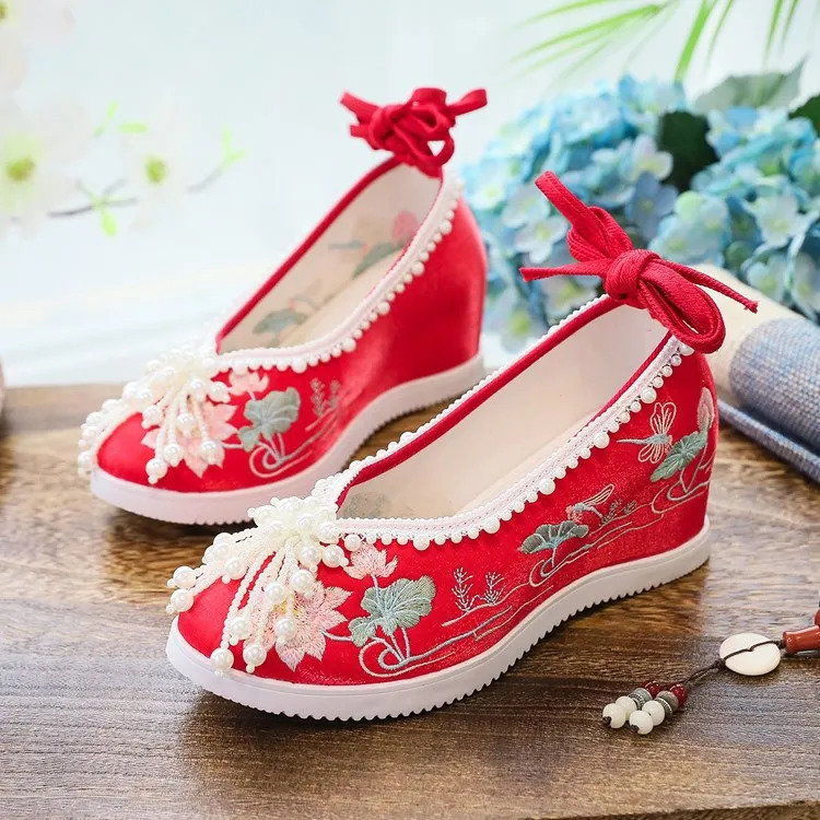 Chinese Style Pearl Embroidered Wedge Hanfu Shoes Bow Lotus Ancient 251011