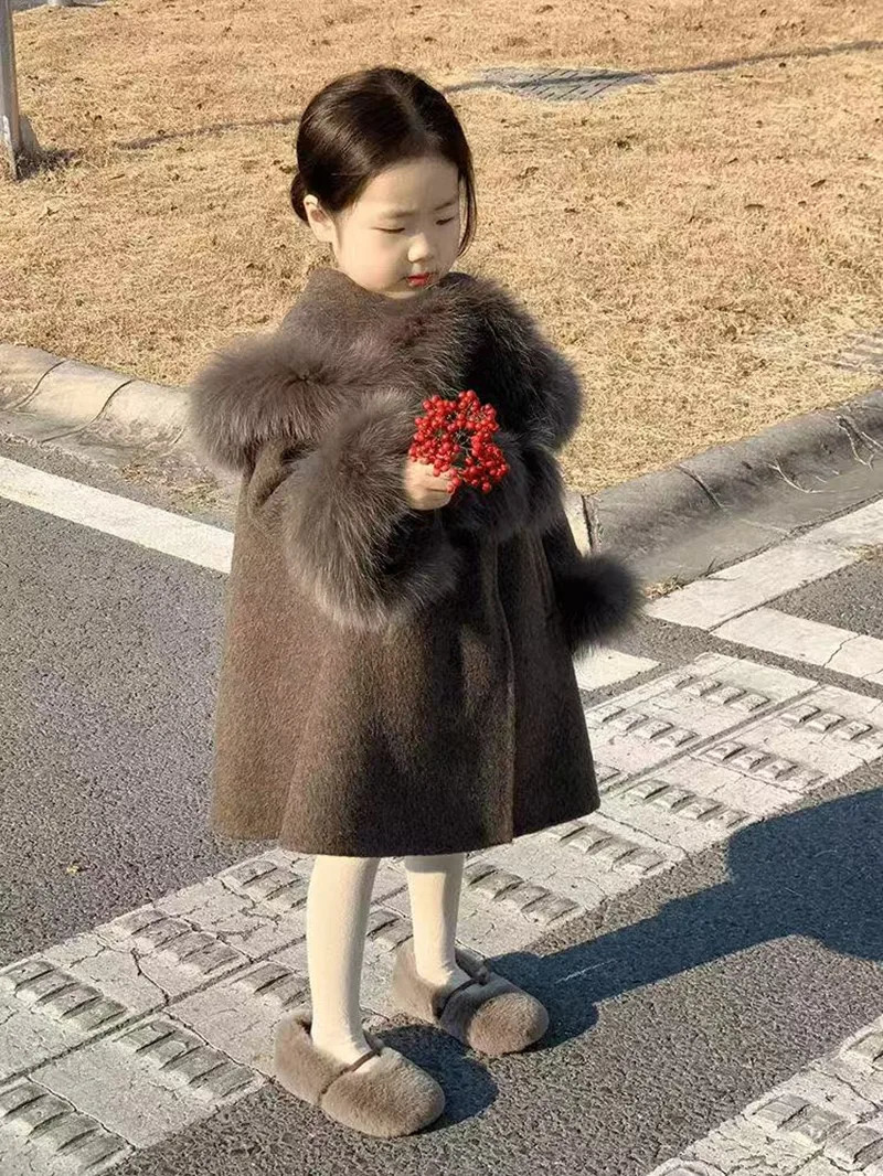 Baby Girls Woolen Coat Autumn and Winter Clothing Western Childrens Sweet Temperament Woolen Collar Woolen Coat Kids Top 251017