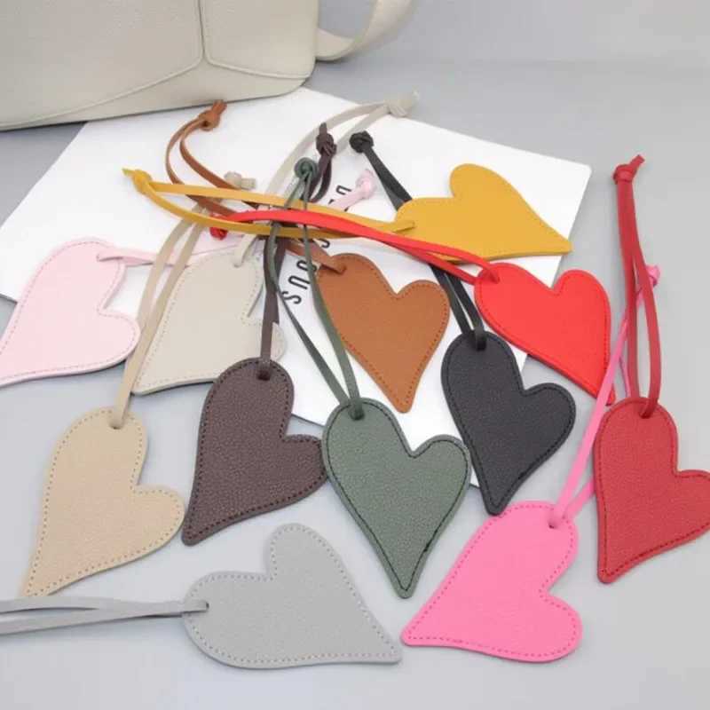 Hot PU Leather Chain Keychain Handmade Heart Key Ring For Women Girls Handbag Pendant Ornament Accessorie Jewelry Gifts W251021