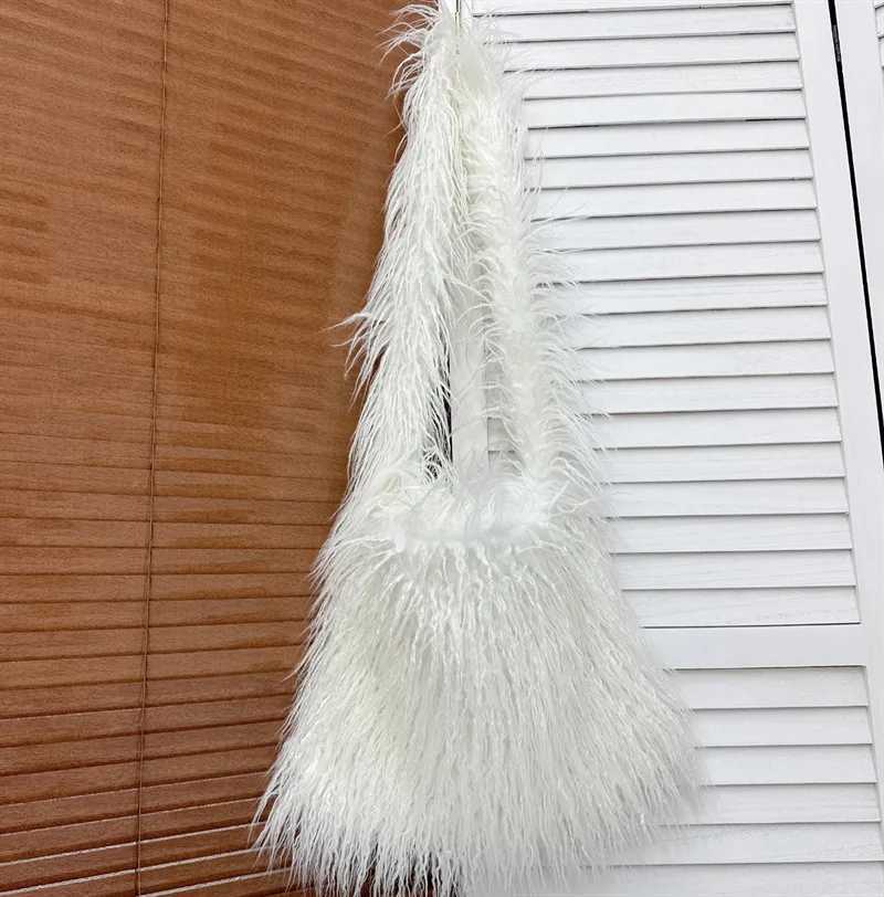 Simple Design Women Soft Plush Hobos Y2k Shoulder Bags Winter Furry Ladies Clutch Purse Handbag Fashion Female Underarm BagXJ251021