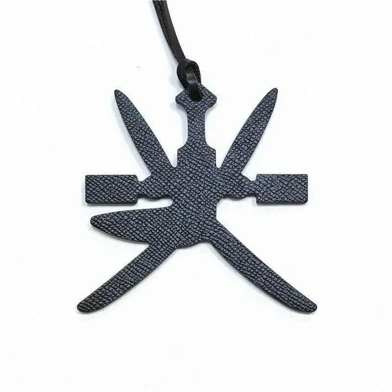 1PCS Cowhide Leather Keyring Ladies Backpack Pendant Women Bag Charm W251021