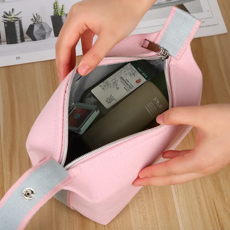 New high-capacity women's versatile handbag, grab bag, cloth bag, medium size bag