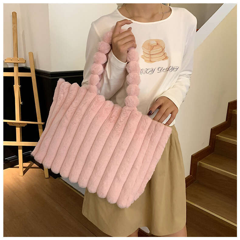 INS Autumn Winter New Plush Fashion Versatile Large Capacity Tote Handbag Shoulder Women's Bag