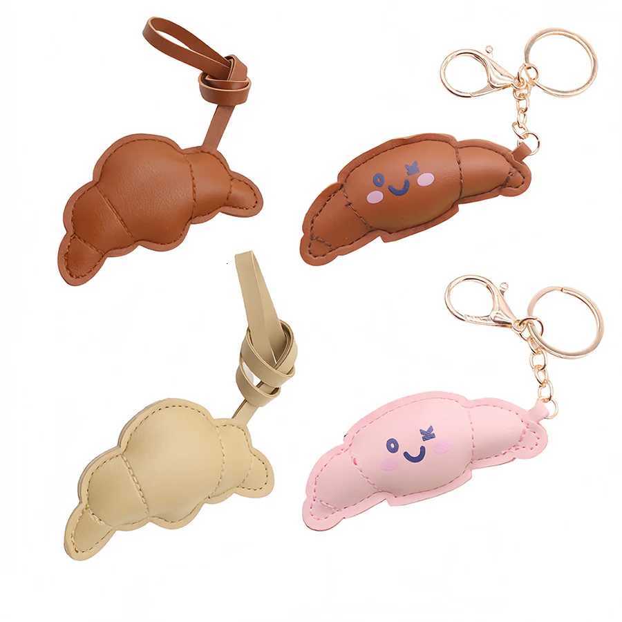Cute Croissant Keychain Cat Cartoon Simulation Food Creative Leather Model Pendant for Men Women Keychains Friends Jewelry Gift W251021