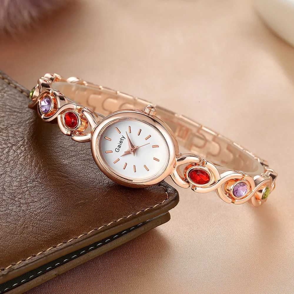 Ladies Fashion Casual Luxury Rhinestone Elegant Temperament Line Scale Retro Oval Dial Quartz Suitable for Daily WearXJ251021
