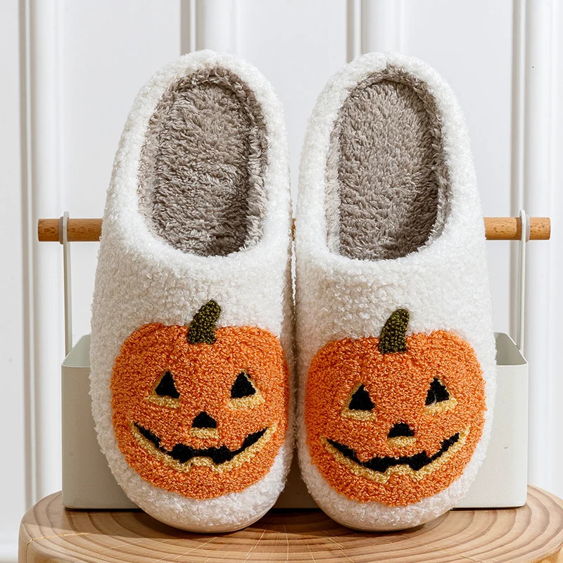 Classics Pumpkin Halloween Womens Slippers Winter Indoor Cartoon Comfort Home Bedroom Soft Causal Flat Plush Shoes for Gift 251021