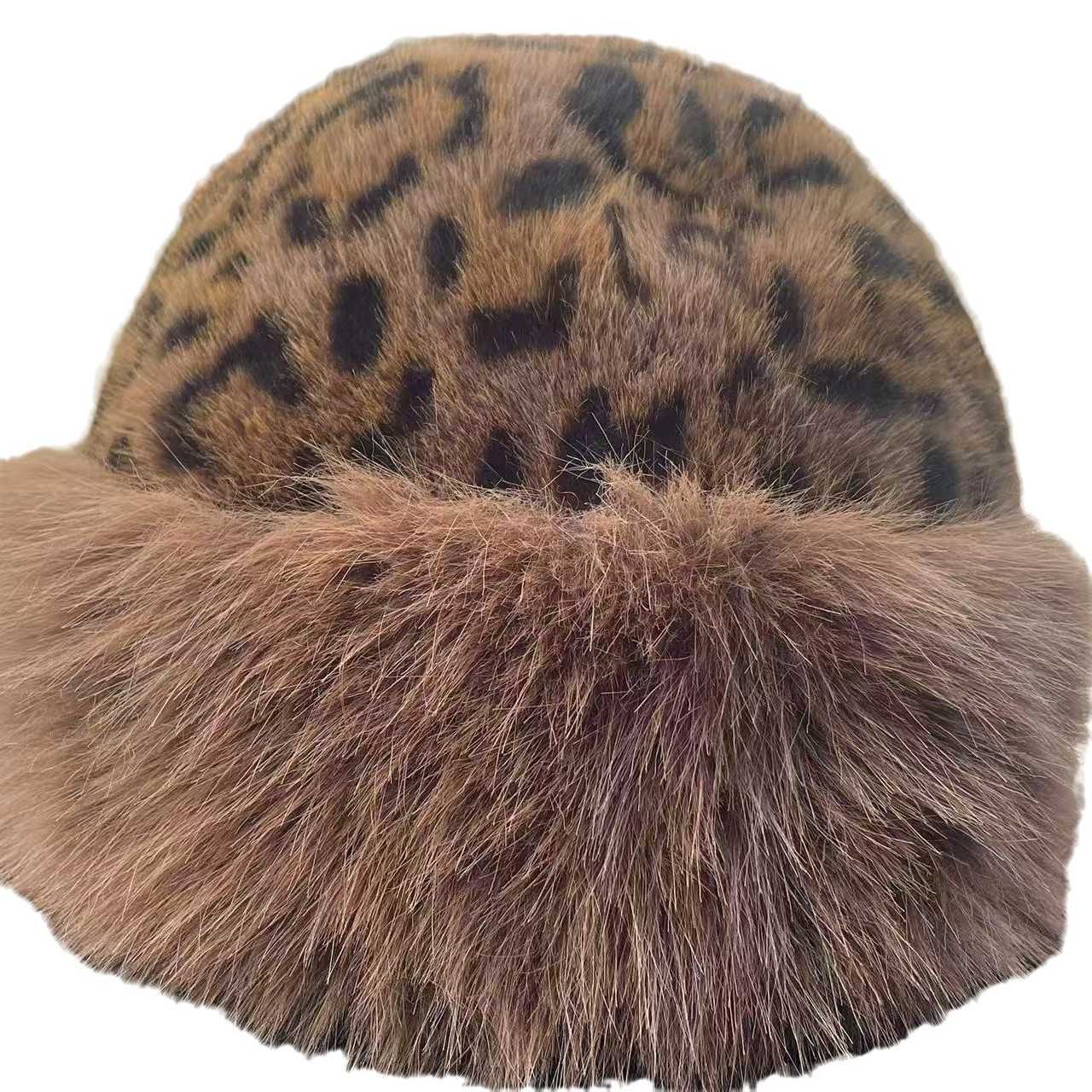 New Leopard Print Warm Plush Hat for Women 2024 Autumn Winter Thickened Coldproof Earprotecting Fisherman Hat H251020