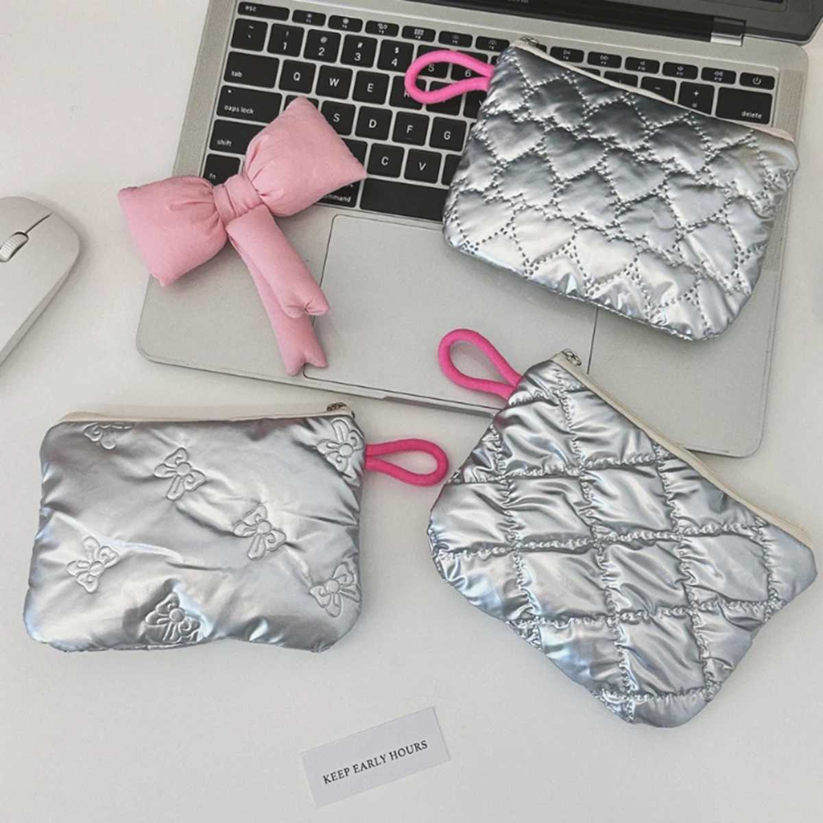 Silver Lingge Bow Pattern Coin Purses Small Canvas Coin Wallet Lady Girls Earphone Coin Key Money Storage Bag Zipper PouchW251021