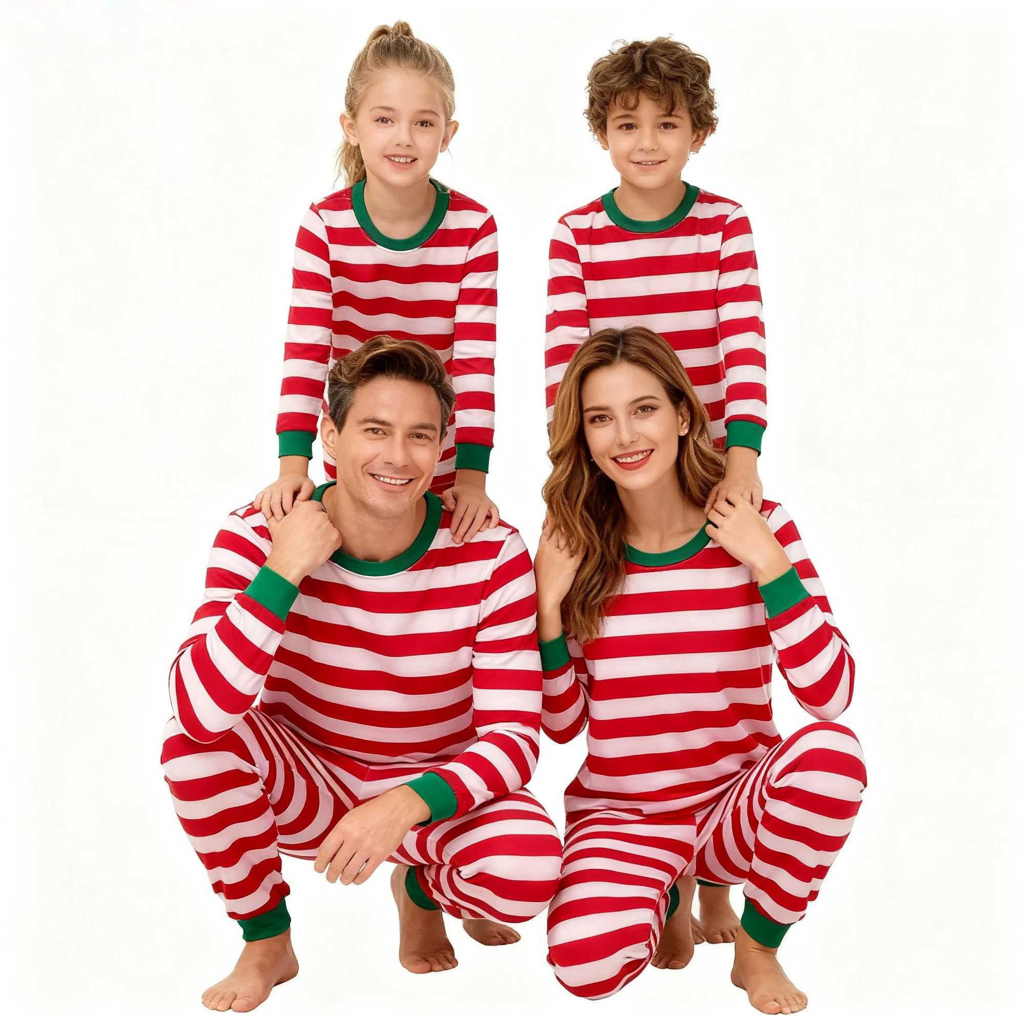 Family Matching Long Sleeve Pajamas Set Christmas Red White Striped Sleepwear for Dad Mom Children Festive Nightwear L251021MMRU