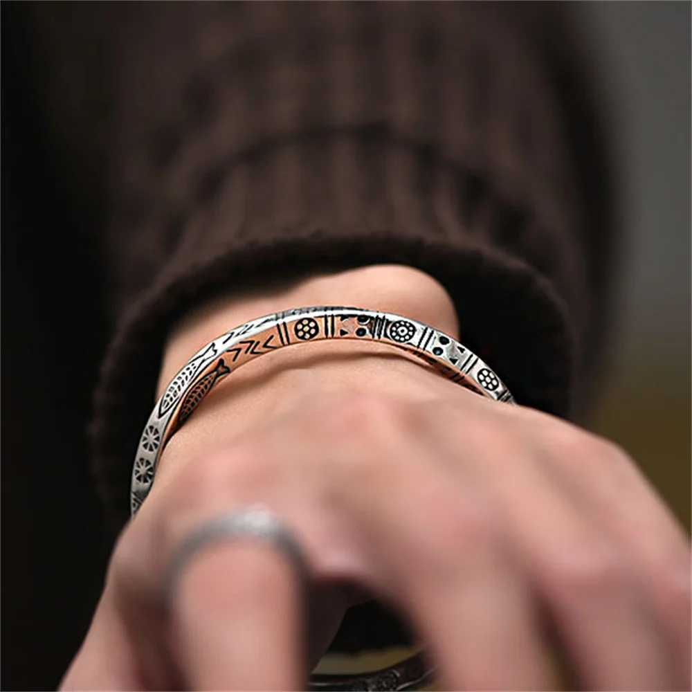 Retro Silver Color Men Open Bracelet Bohemian Mbius Loop Bracelet For Women Totem Trendy Jewelry Accessories J251021