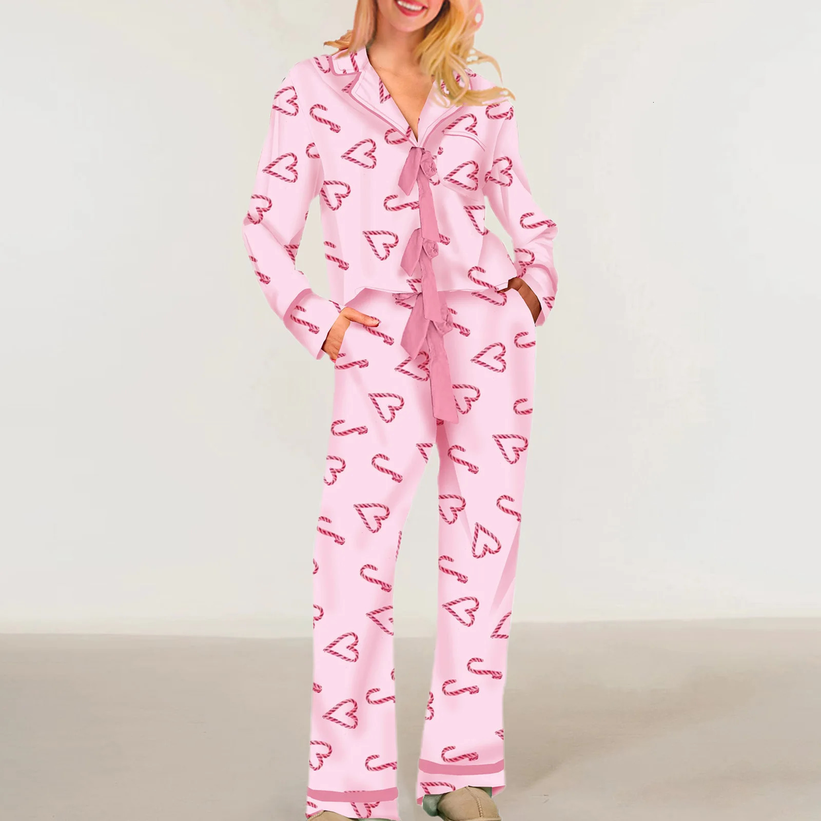 Mommy and Me Matching 2Piece BowHeart Print Pajamas Set Tie Front Long Sleeve Lapel Neck Tops Pants Family Matching Sleepwear 251021