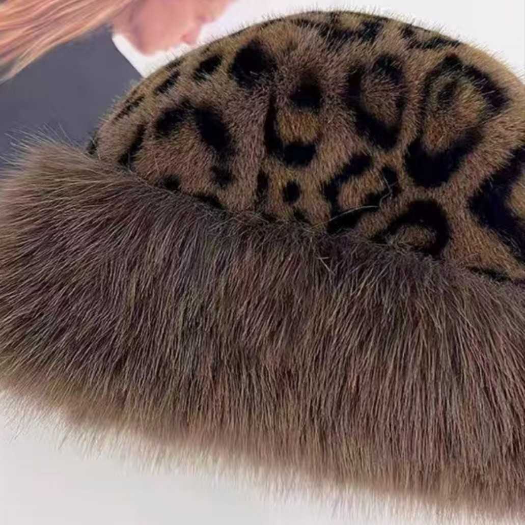 New Leopard Print Warm Plush Hat for Women 2024 Autumn Winter Thickened Coldproof Earprotecting Fisherman Hat H251020