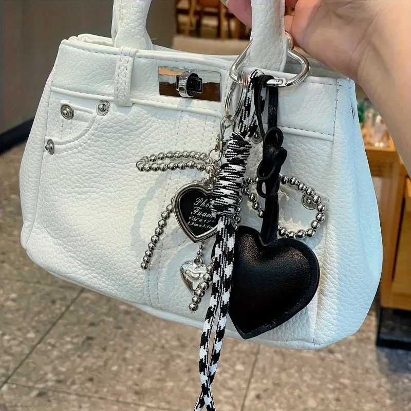 Trendy Leather Heart Bow Keychain Delicate Beaded Keyring Car Key Holder Bag Pendant Decoration For Girls Gift J251121