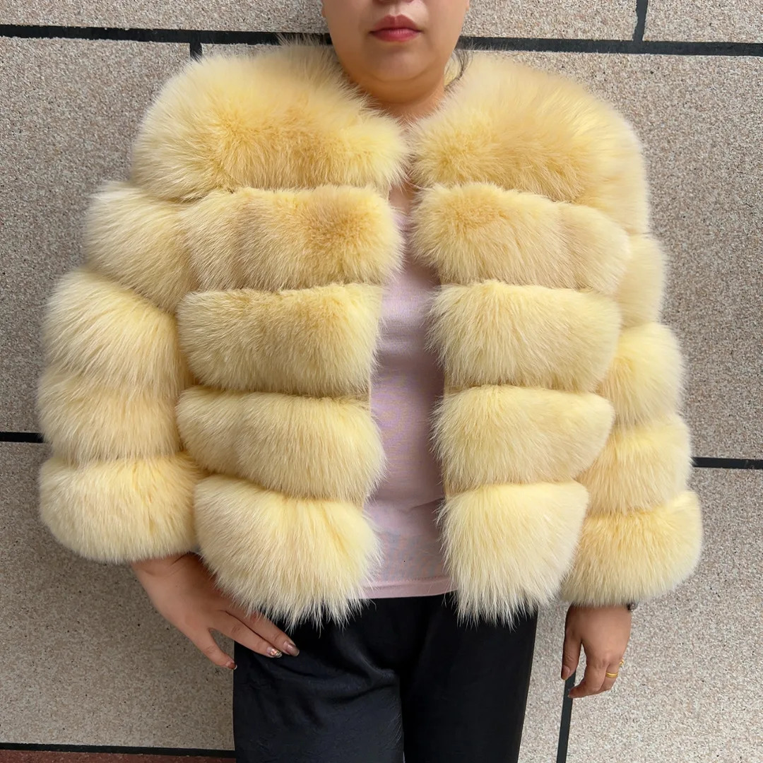 Real fox fur coat womens winter warm 100 natural fur jacket Short Raccoon fur coat womens high quality 251010