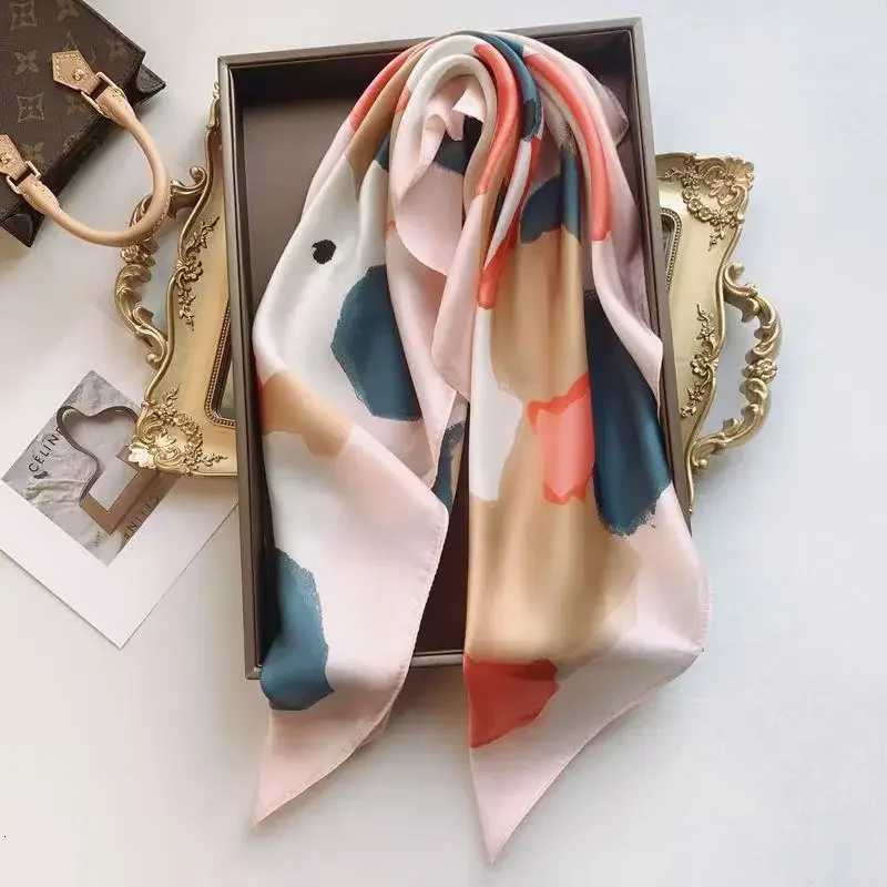 New 2025 Designer Scarfs Luxury Silk Square Scarf for Women Fashion Lady Hair Bands Ribbon Headband Accessories Bandana W251021