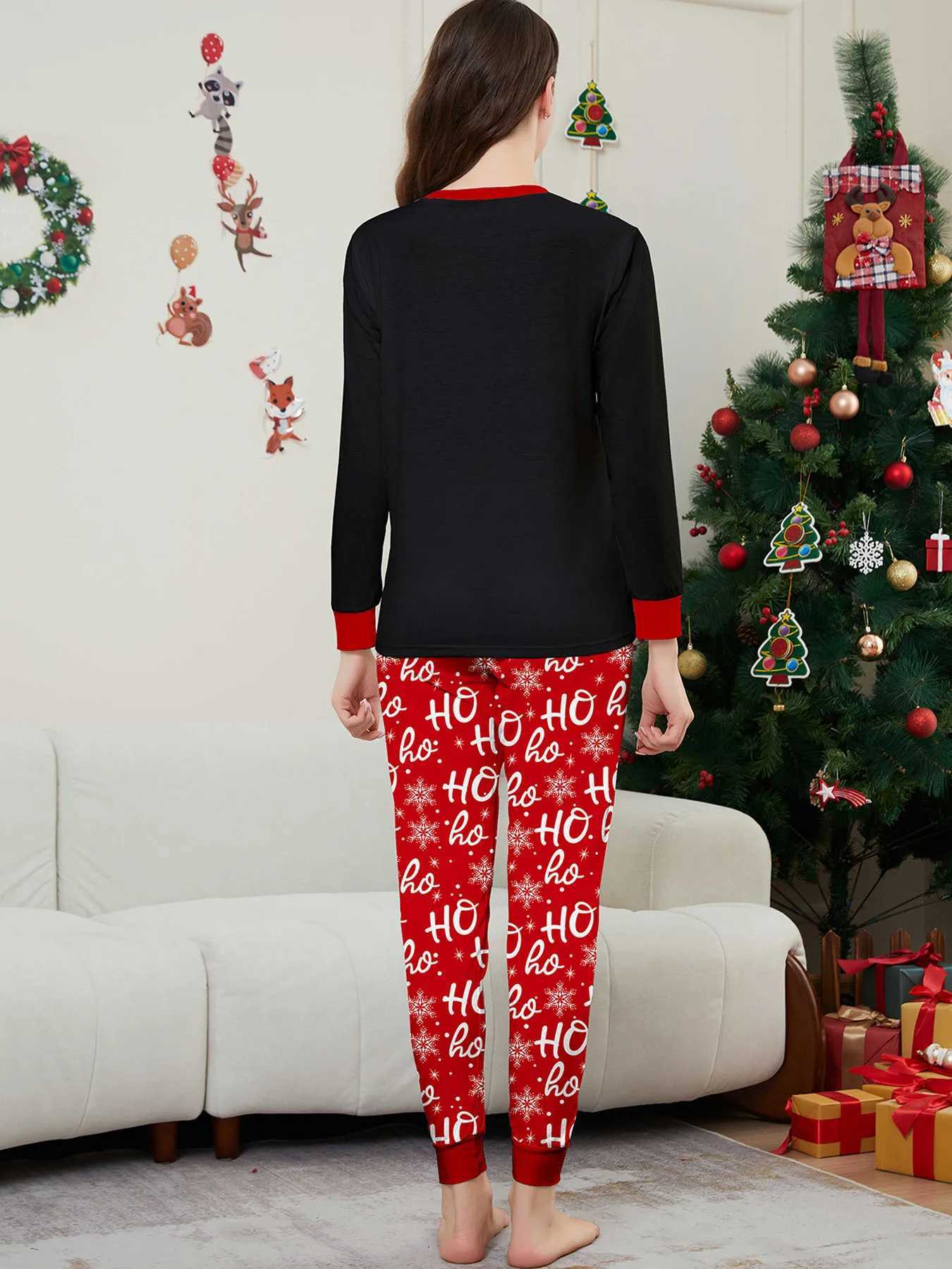 Christmas Pajamas for Family Matching Outfits Allover Print Cute Soft 2 Pieces Suit Couples Kids Clothing Set Casual Loose Pjs L251021DUEG