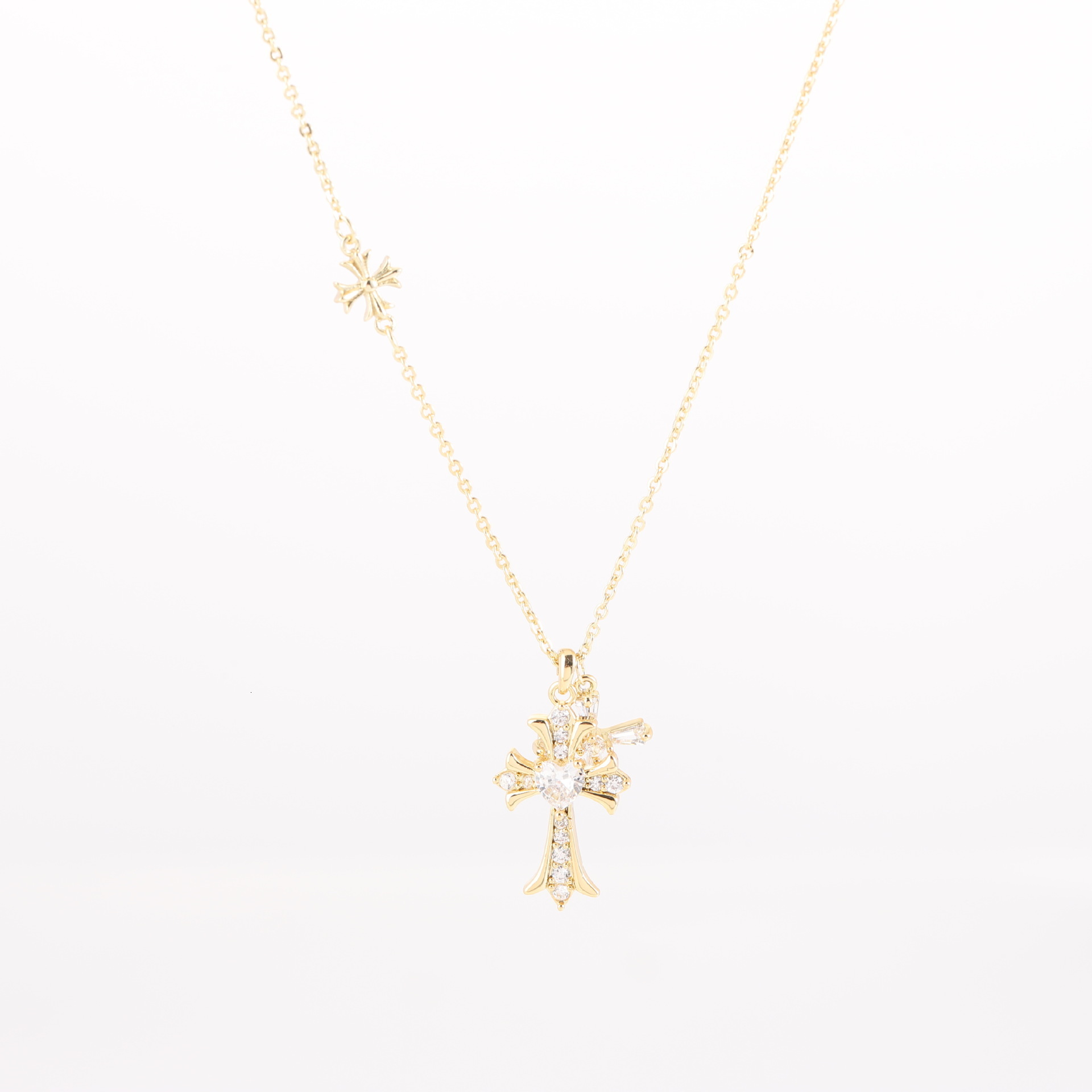 Double Cross Necklace New 2025 Fashion High-end Pendant Niche Personality Jewelry for Women