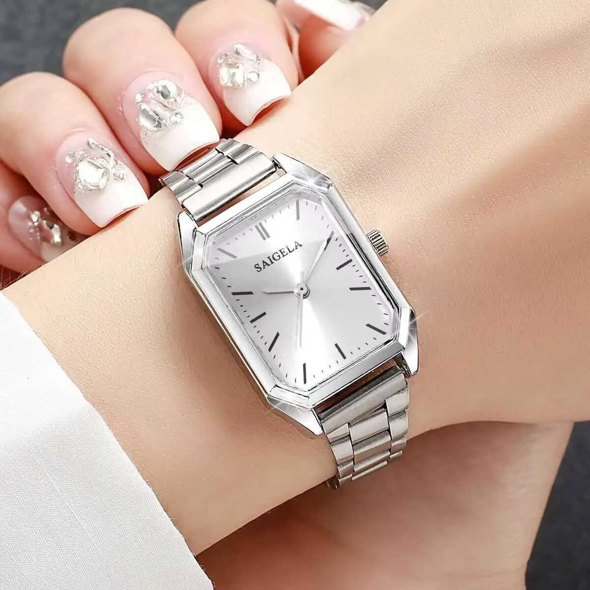 Fashion Rectangle Women es Simple Analog Quartz Wrist for Girls Clock Gift Reloj MujerWithout BoxXJ251021