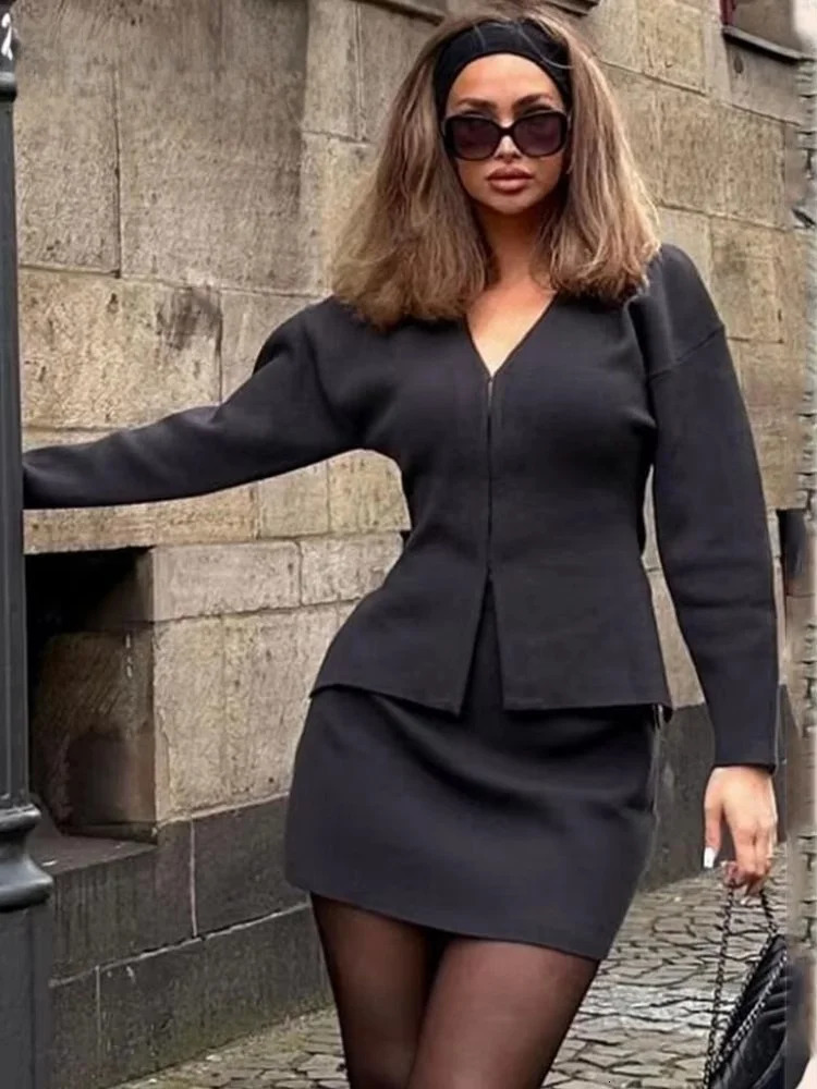 Women Knit Mini Skirt Sets For 2 Pieces Coat Suits Two Piece Set Outfit Streetwear Clothing 251021