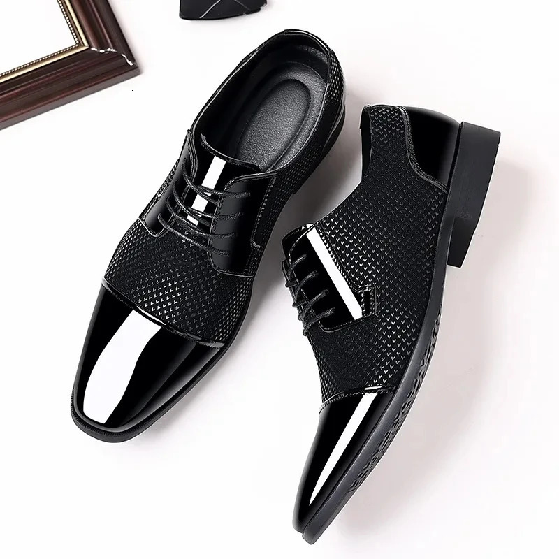 Men Dress Shoes For Men Oxfords PU Leather Shoes Lace Up Formal Black Leather Wedding Party Shoes Casual Mens 251021