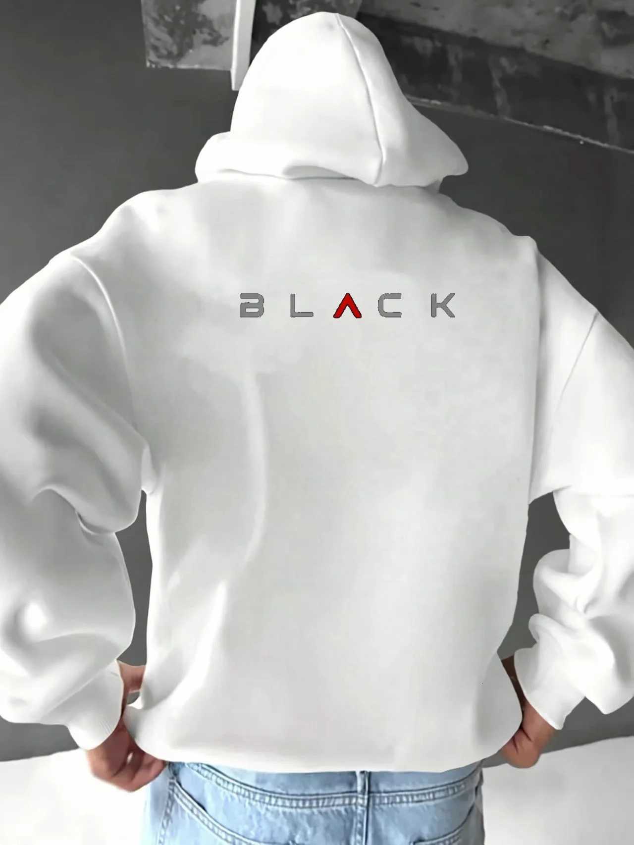 The 2025 new fashionable and trendy spring and autumn hoodie is suitable for casual and comfortable daily commuting for men W251021