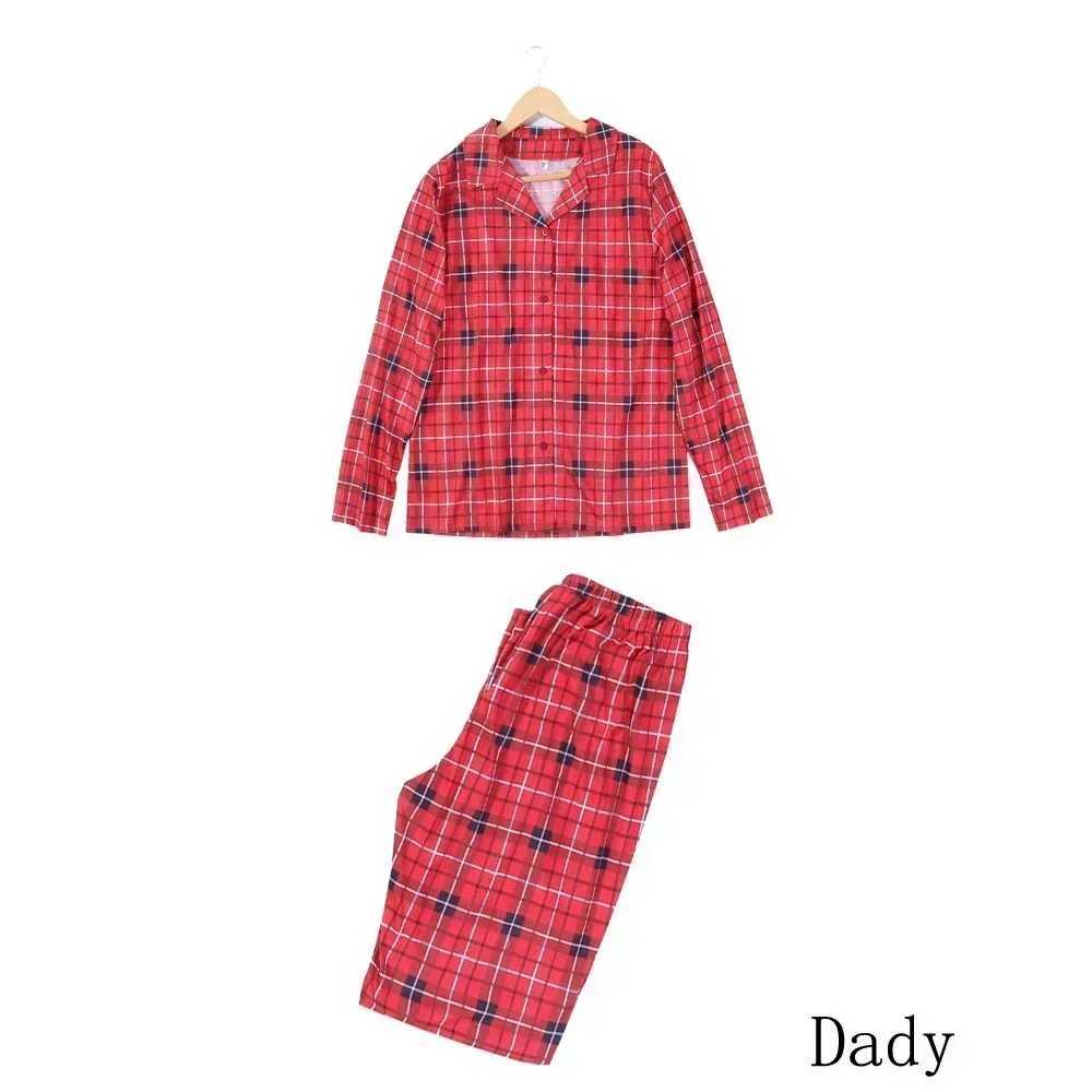 Christmas Pajamas Parentchild Matching Outfits Plaid Print ShirtPants Mother Kids Clothes New Costume Pyjamas Xmas Family Look L251021HQHL