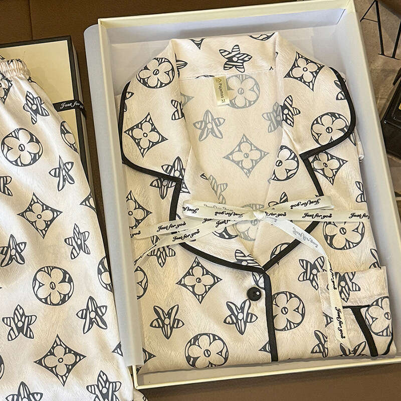 2025 New Ice Silk Couple Pajamas Short Sleeve Shorts Turn-Down Collar Cardigan Simple Plus Size Printed Homewear Wearable Outside