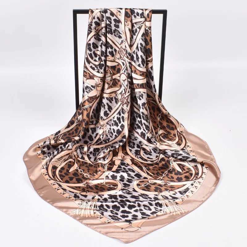 90cm Chain Colored Square Scarf for Women Imitation Silk Scarves for Fashion Trendy Leopard Print Headscarf Shawl Scarf W251021