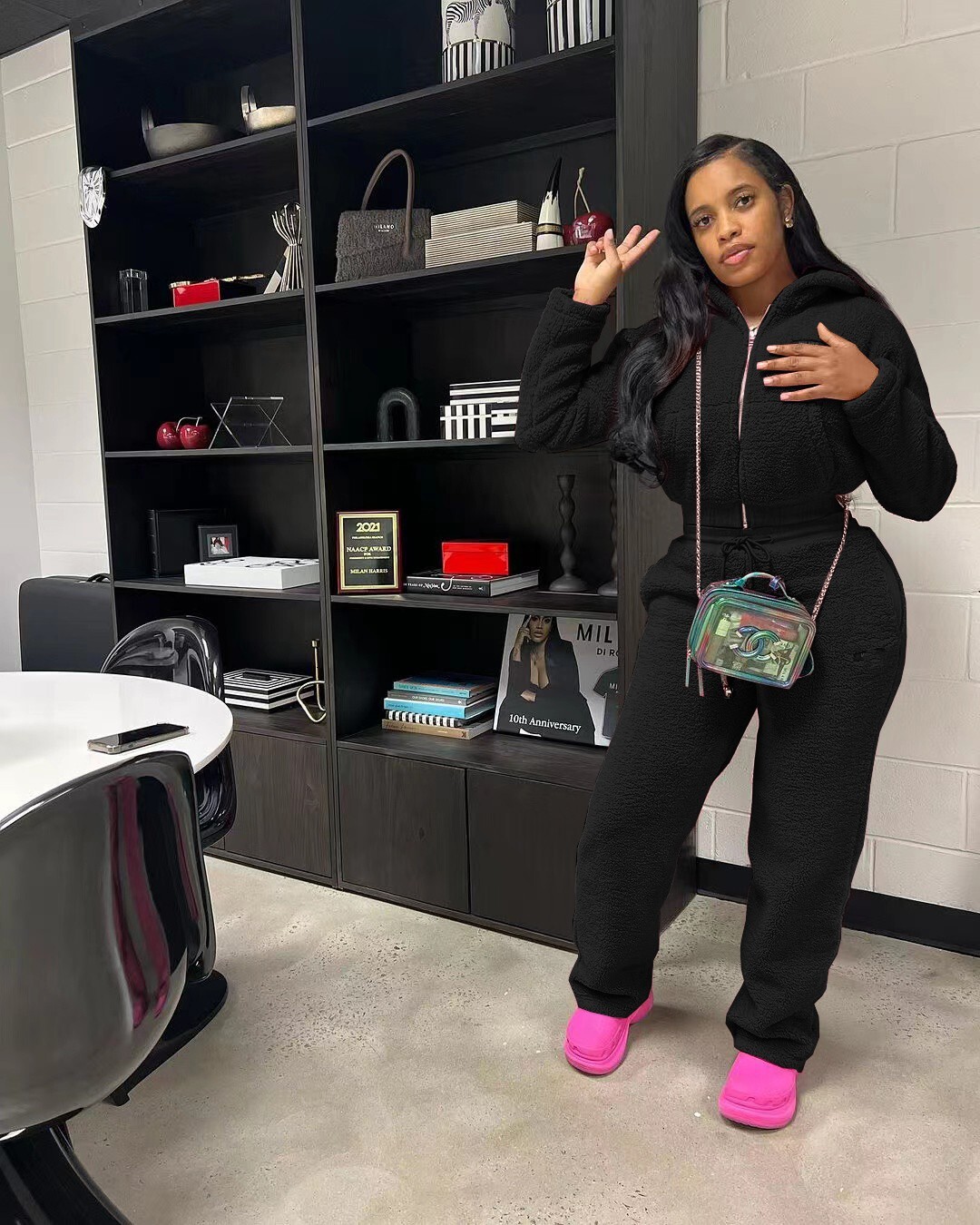 Womens Tracksuits Two Pieces Set 2025 New Solid Color Casual Fashion Bubble Velvet Winter Long Set 3 Colors