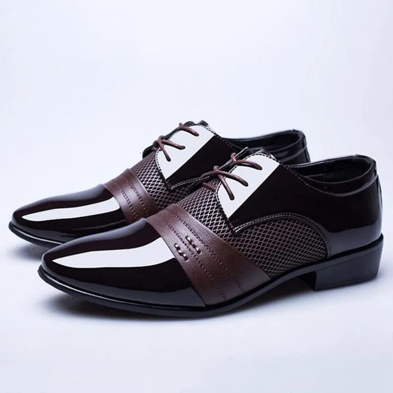 Fashion British Mens Leather Shoes Classic Man Pointed Toe Formal Wedding Shoes Male Flats Dress Shoes Lace Up 251021