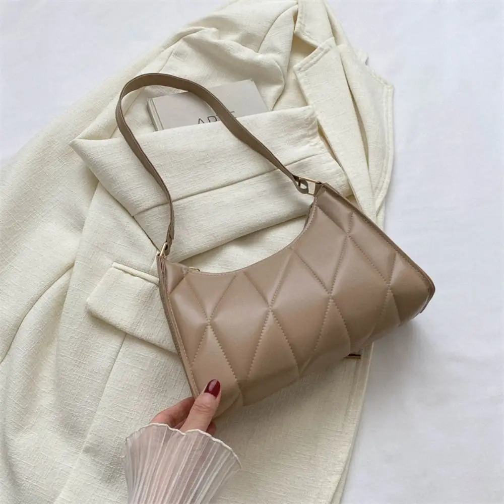 Fashion Rhombus Female Hobos Handbag Simple Retro Pu Shoulder Bag Solid Color Trendy Commuting Underarm Bag Travel 251015
