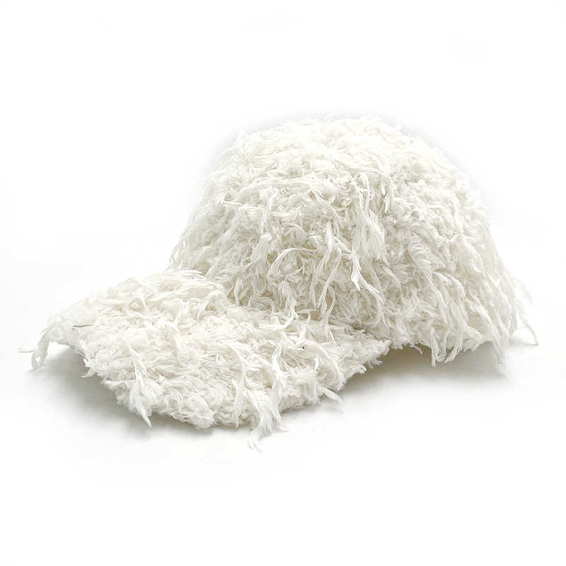 Autumn New Faux Fur Plush Fashionable Warm Thickened Baseball Cap Creative Faux Turkey Tassel Duckbill Hat H251020