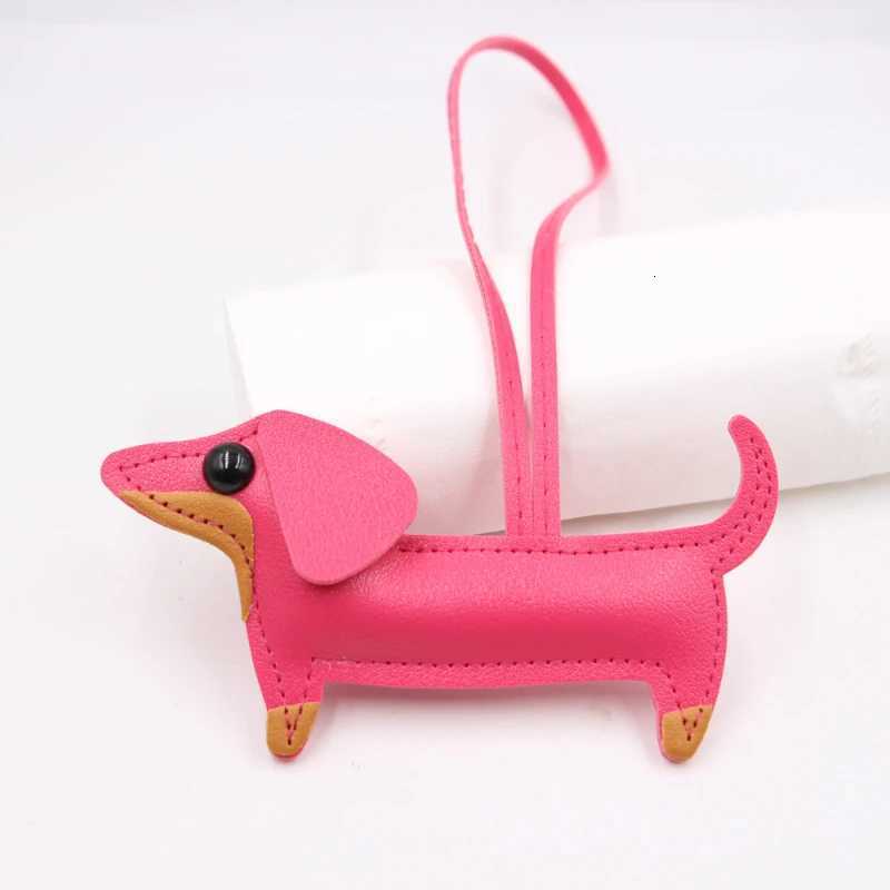 New Dachshund Leather Pu Luggage Pendant Cute Puppy Backpack Key Chains for Women W251021