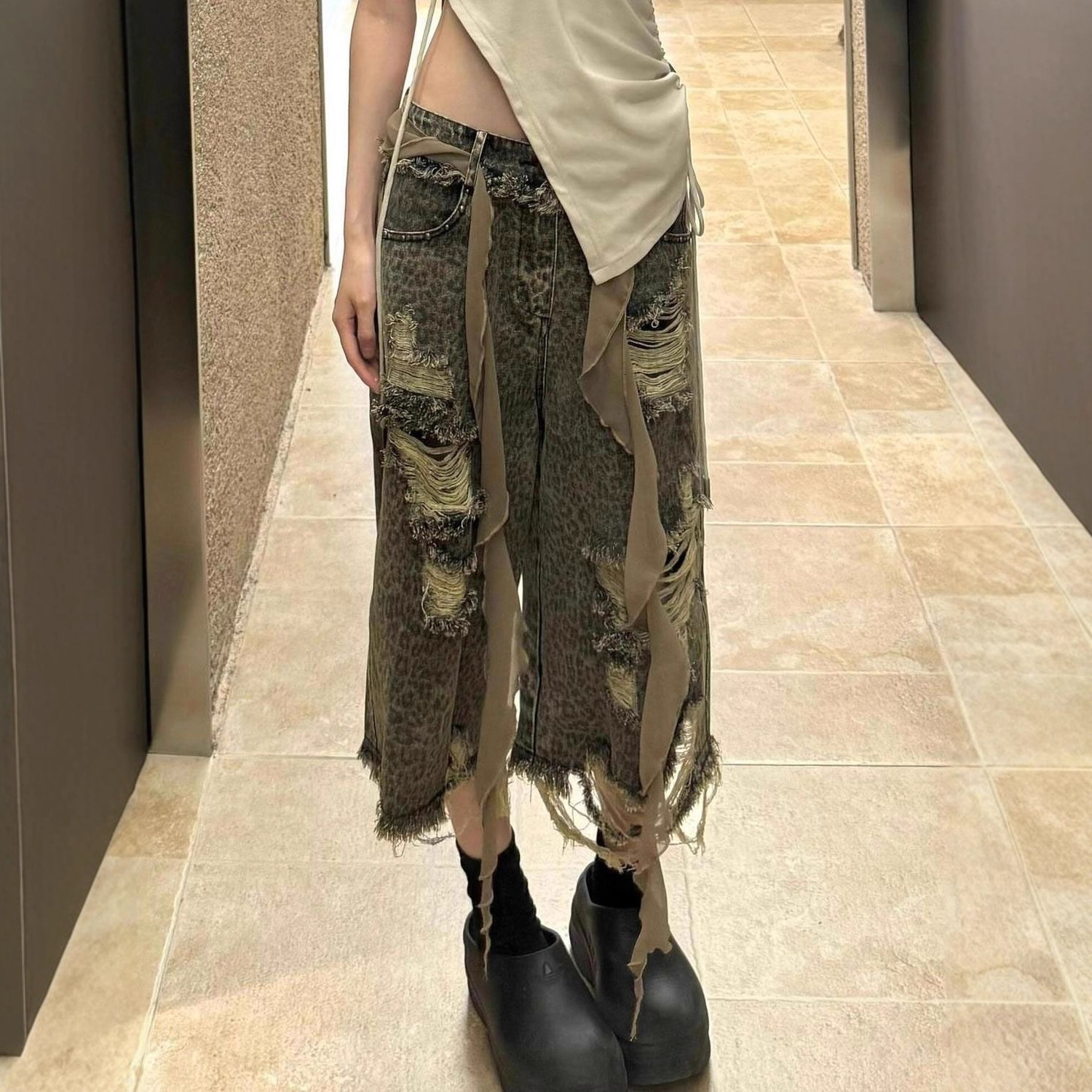 2025 American street style plus size washed retro worn-out leopard print design luxury women's loose fit wide leg designer new autumn and winter 