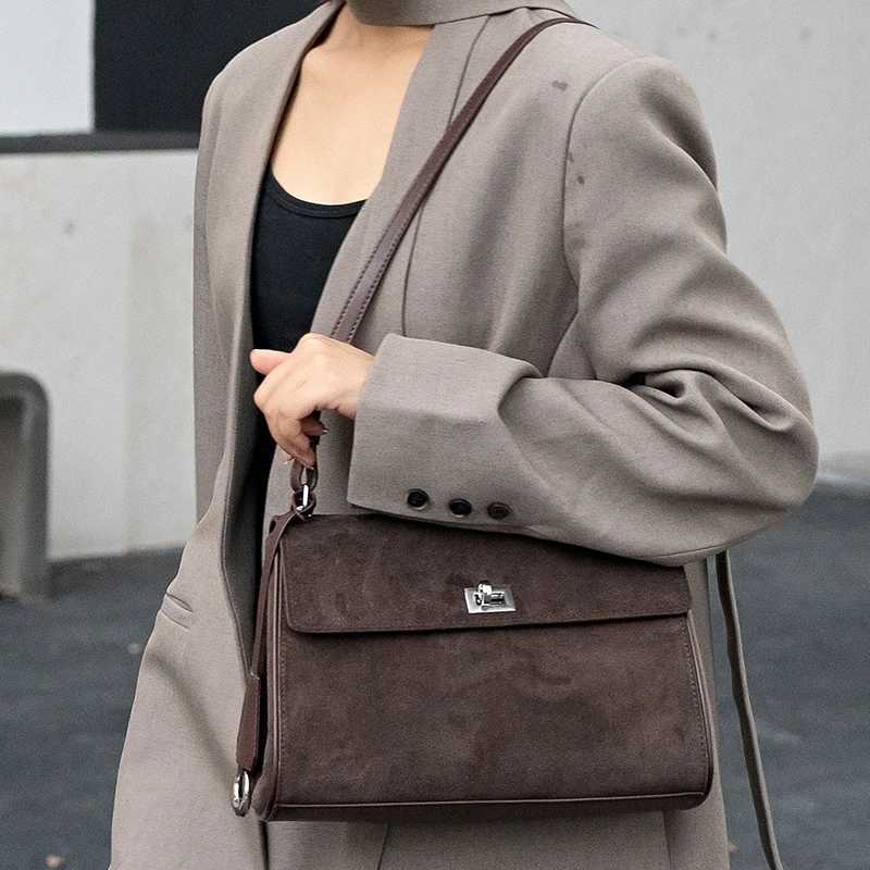 2025 Autumn winter wens Suede Top grain leather Crossbody handbag luxury designer Shoder bag Vintage messenger bag Y251021