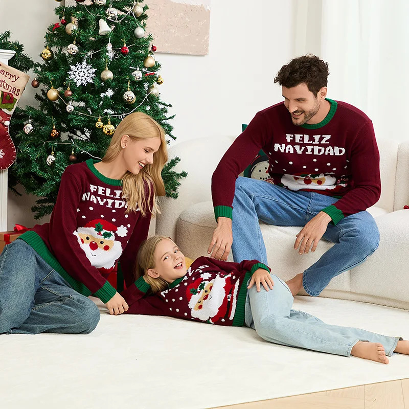 Xmas Family Loook Knitwear Santa Print Knitted Sweater Full Sleeve O Neck Soft Loose Jumper Christmas Matching Outfits Pullovers 251021