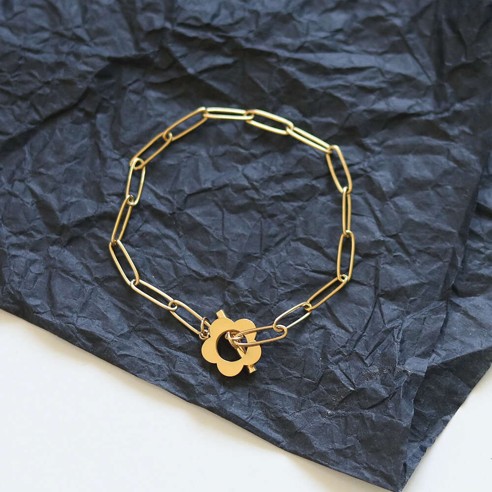 Jinhui INS Style Floral Forest Series Summer Designer Niche Design Small Daisy OT Buckle H Titanium Steel Chain Design Women's Personality Trendy