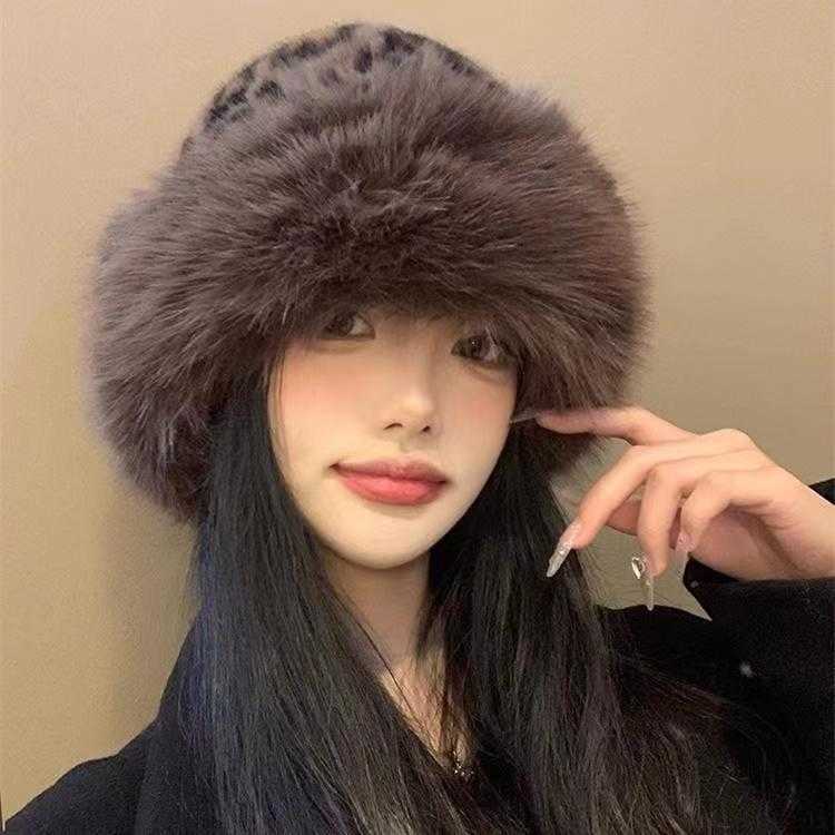 2024 Leopard Print Plush Fisherman Hat Hat for Women Autumn Winter Thickened Warm Ear Protection Imitation Mink Fur H251020