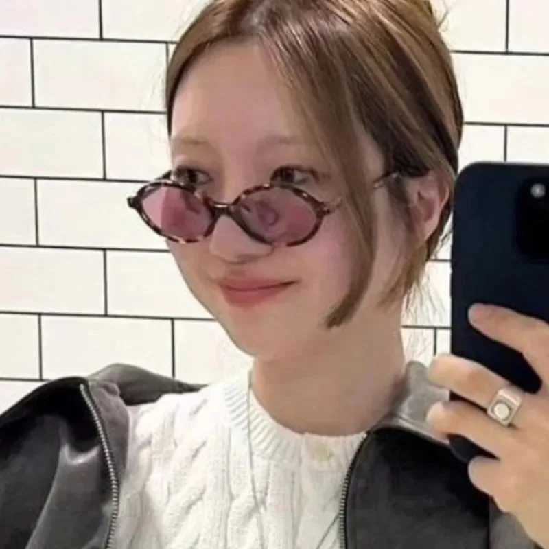 Sexy Small Oval Leopard Sunglasses Women Lovely Ins No Makeup Plain Glasses Frame Eyewear Cute Decorative Computer Glasses Men J251114