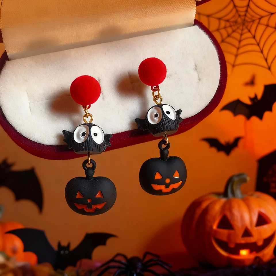 Halloween Big Eyes Flying Drop Earrings Cute Cartoon Black Resin Bat Pumpkin Earrings Jewelry Gifts For Women Men J251021