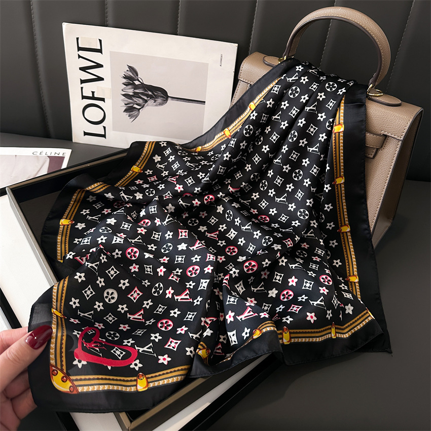 hot Free delivery designer Scarves Color blocking scarves and lightweight designs for daily minimalist commuting