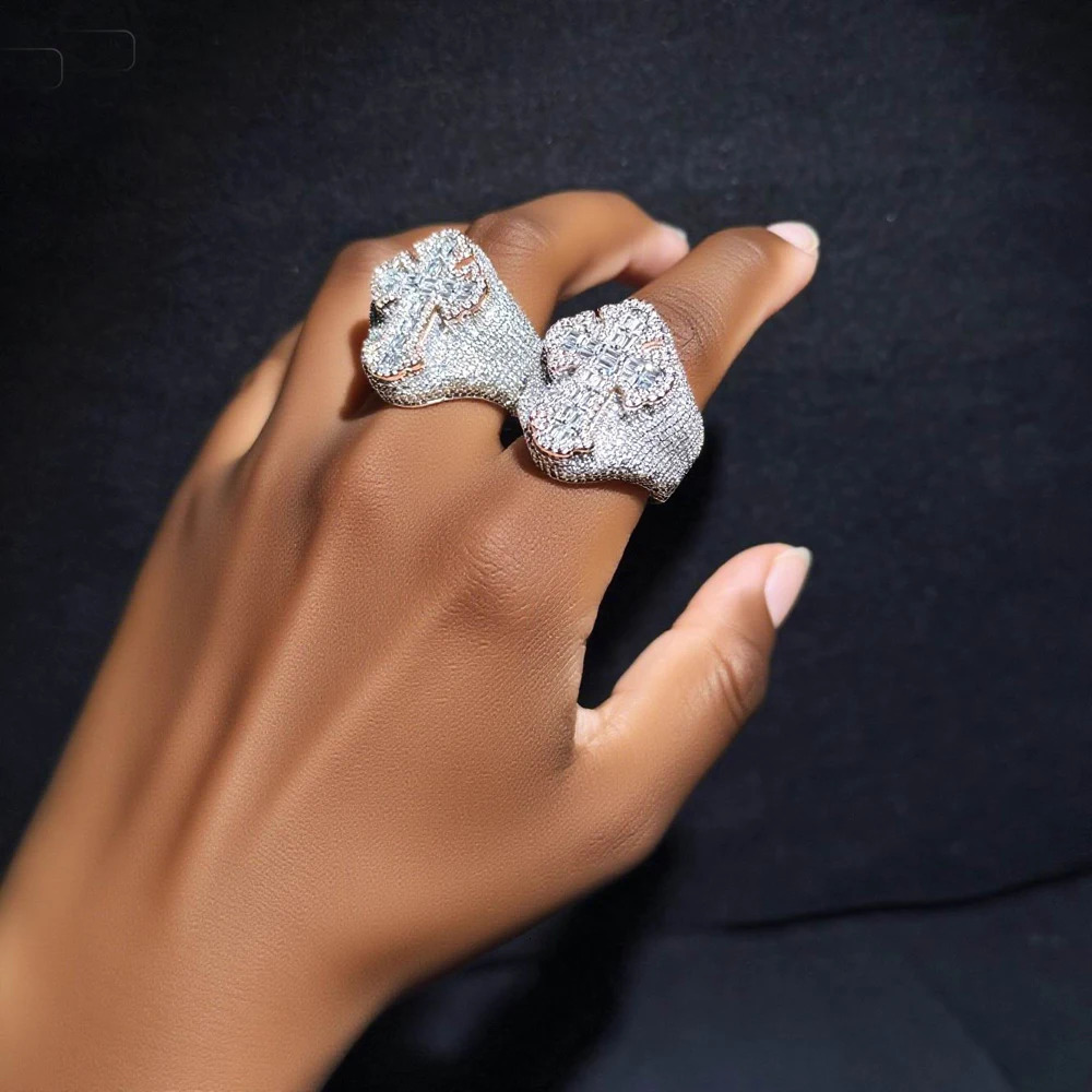 Two Tone Color Cross Finger Ring Iced Out Bling 5A Cubic Zircon Prong Setting Fashion Luxulry Men Hip Hop Finger Jewelry 251017