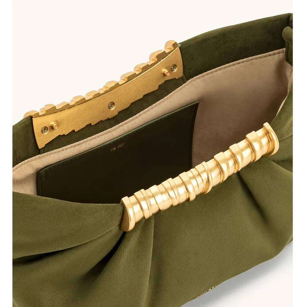 Summer New Evening Handbag For Women Wrinkled Metal Fashion Bag Clutchs Main 251021