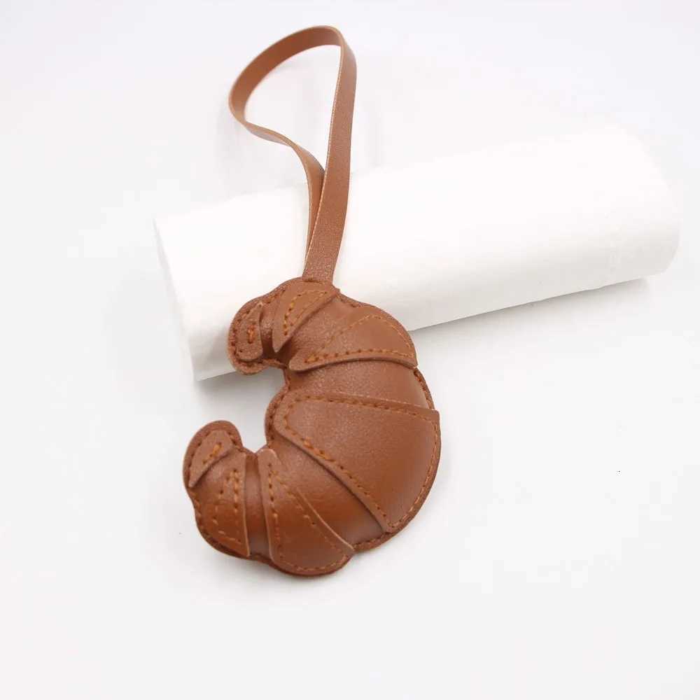 Lovely PU Leather Croissant Keychain Car Keyring Fashion PU Leather Hanger Cartoon Bag Pendant Women W251021