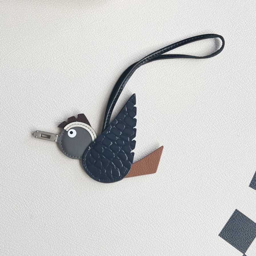 New Cowhide Handsewn Tassel Owl Bag Charm Chouette Genuine Leather Bag Pandent Keychain Bag Accessories J251121